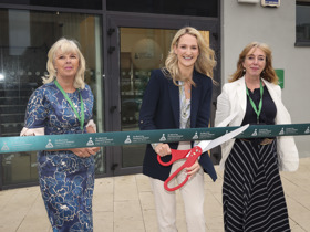 JC Minister & NE Ribbon Cut (3)